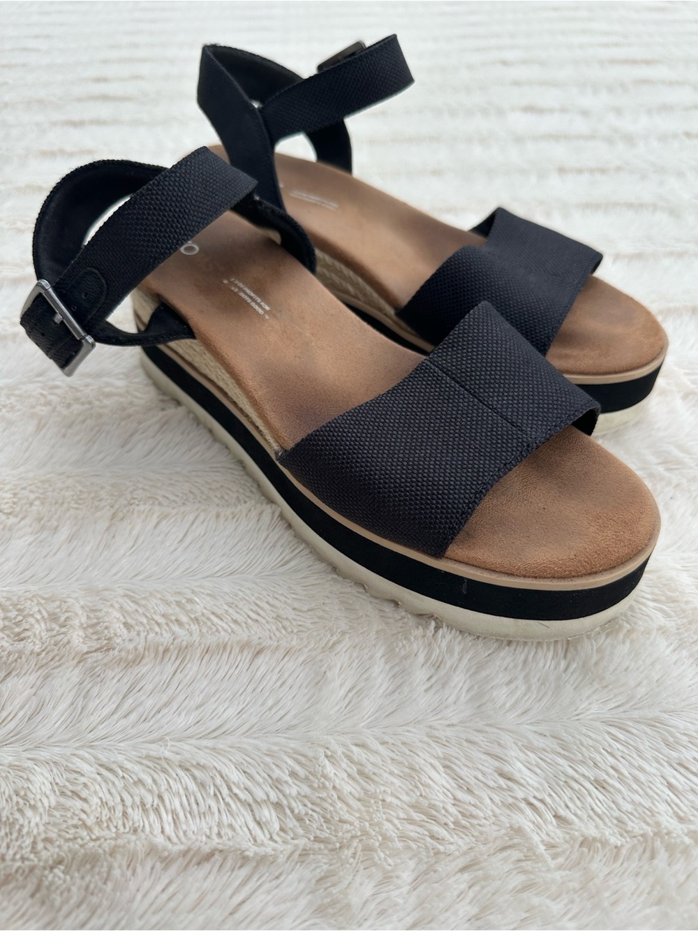 Toms Diana Wedge Sandal Size 7 European Summer - Picture 2 of 5